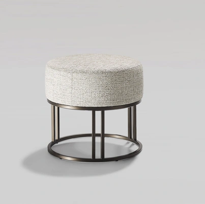 Pouf Orion in tessuto imbottito con base in metallo di Twils