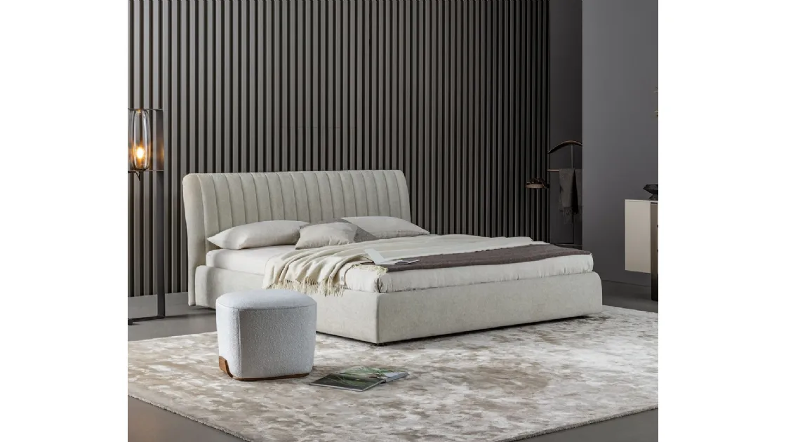 Letto in tessuto imbottito con box contenitore Tonight di Bonaldo