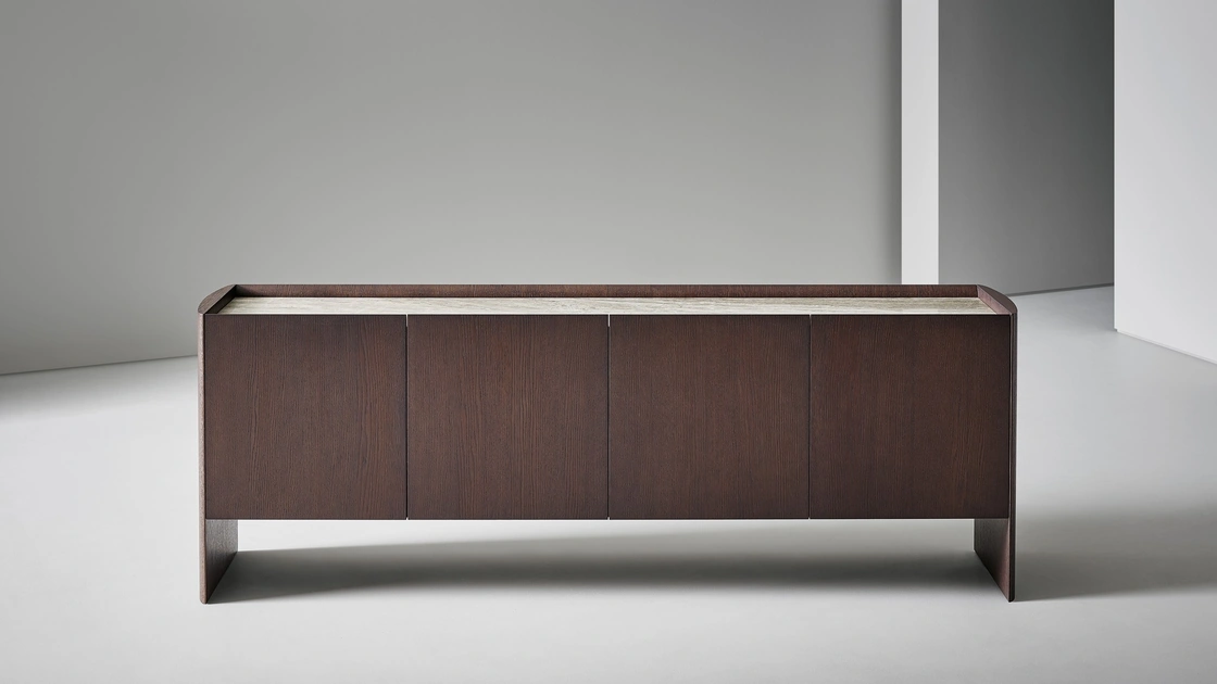 Madia Alicanto in legno e top in ceramica con 4 ante di Bonaldo