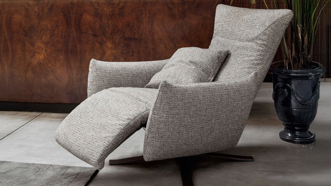 Poltrona Relax in tessuto Polse di Calligaris