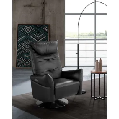Poltrona relax in pelle con base in metallo Adrian Swivel di Spaziorelax