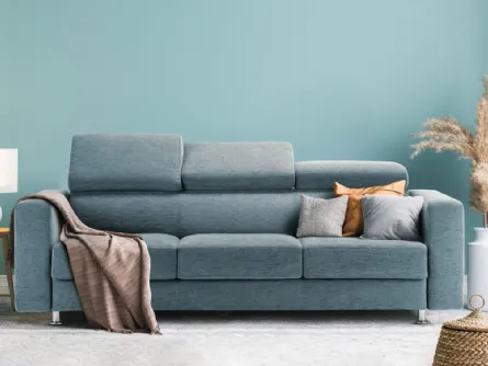 Divano Letto lineare in tessuto con poggiatesta reclinabili Benjamin di Family Bedding