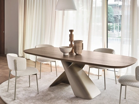 Tavolo Axiom legno di Calligaris