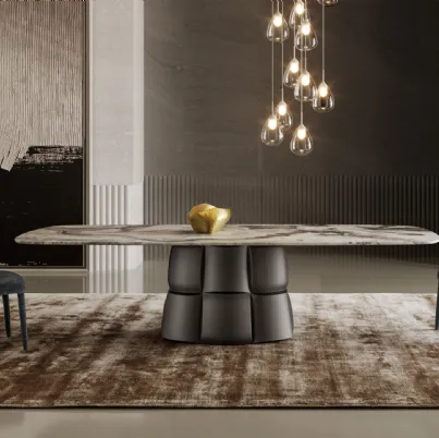 Tavolo Palazzo con top in marmo e base in poliuretano di Bonaldo